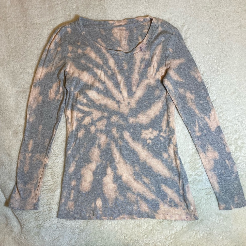 Upcycled GAP Acid-Wash Gray Long Sleeve Tee XS
